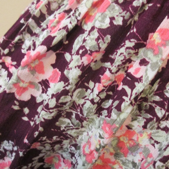 AEROPOSTALE MED JR SUNDRESS/FLORAL/ADJ STRAPS - Picture 3 of 6